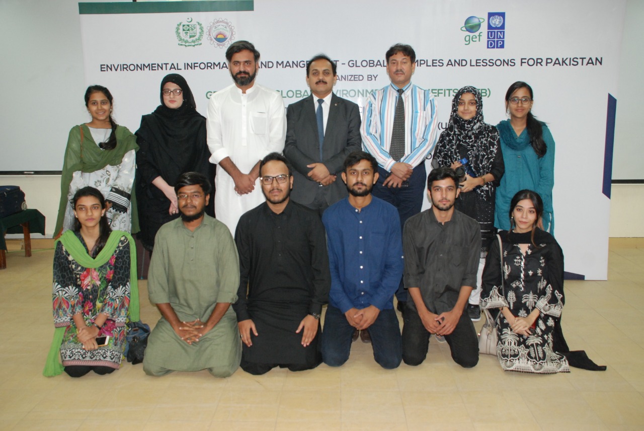Group photo with faculty and students of NED.